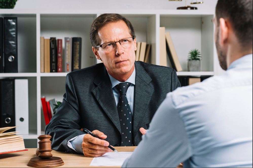 Choose the Right Lawyer Online
